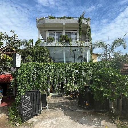 Memories Weligama Albergue Exterior foto