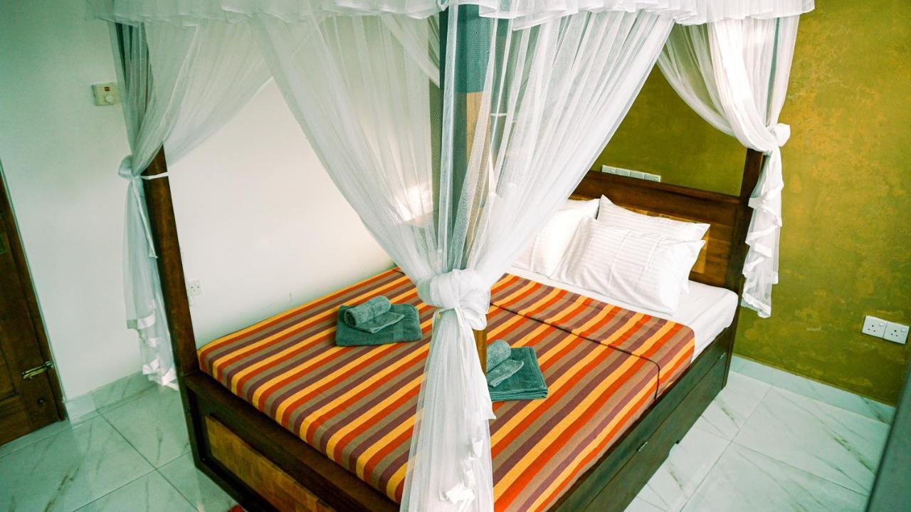 Memories Weligama Albergue Exterior foto