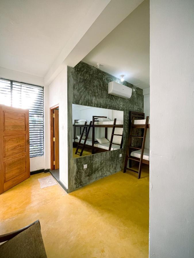 Memories Weligama Albergue Exterior foto